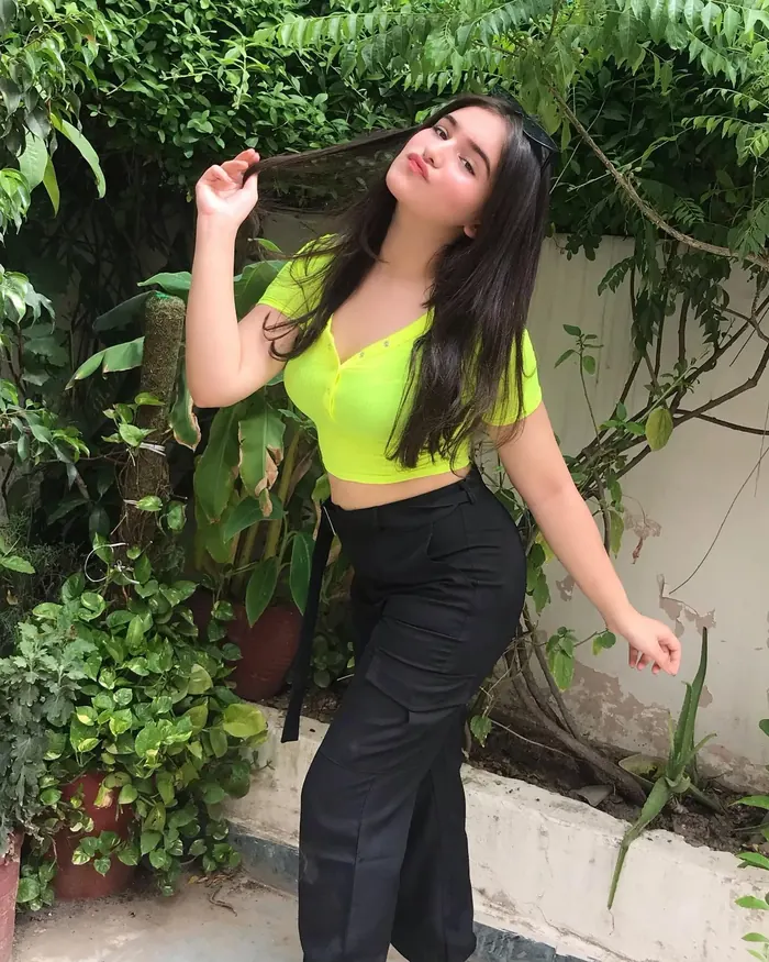 Anaya - Late night escort in Porvorim, Goa